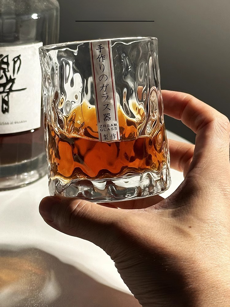 Copo de Vidro Vietnamita Artes - Wine In Beer Glass avaliação e preço